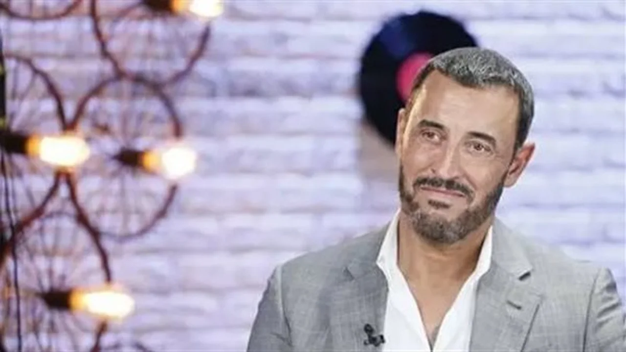 بصمة القيصر.. كيف غيرت أغنية عبرت الشط مسار الموسيقى العربية التقليدية؟